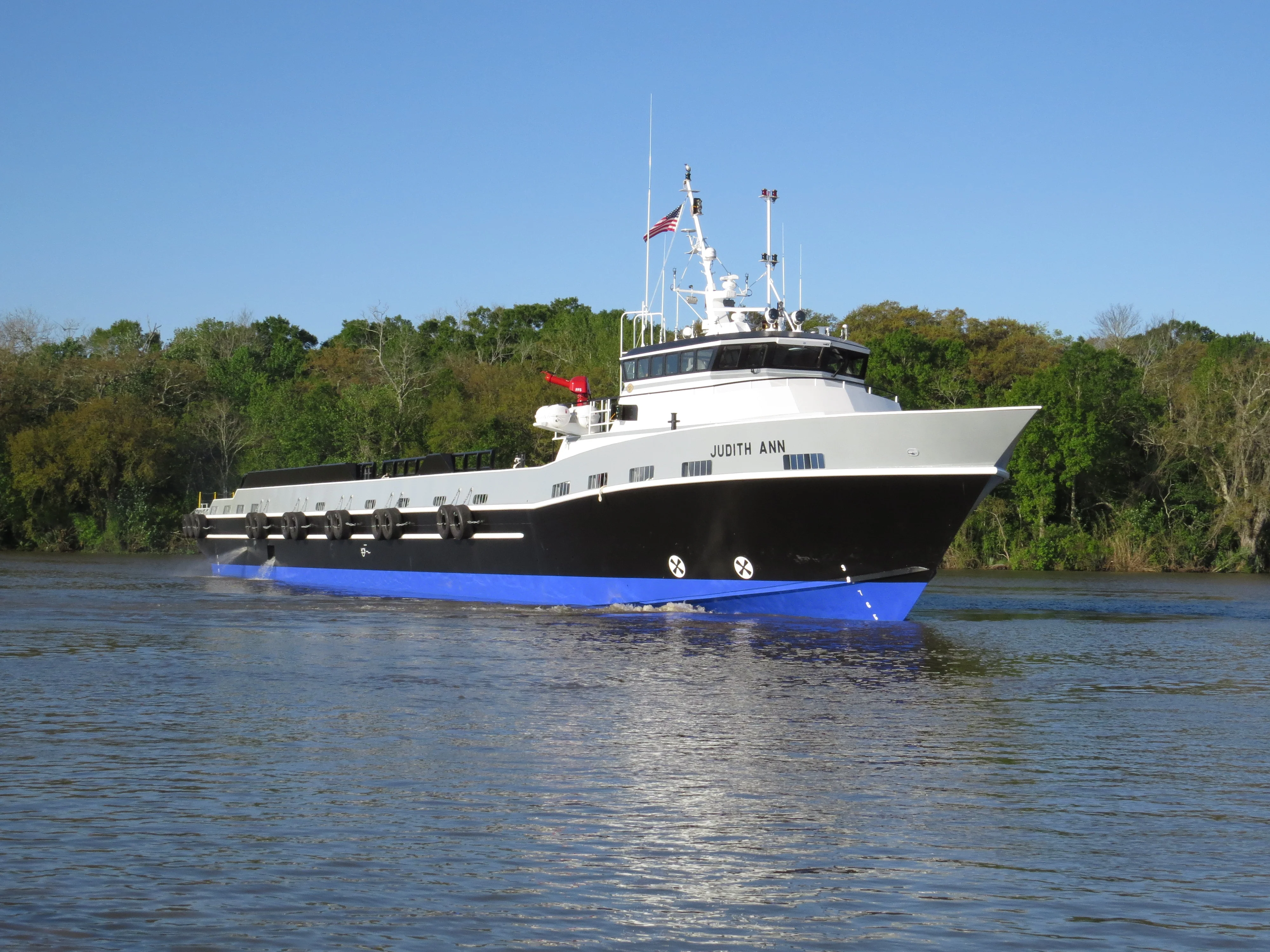 Crew Boats — offshore transport